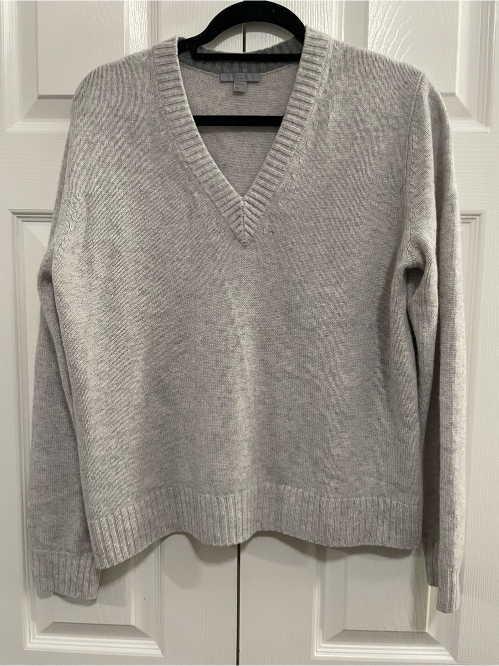 COS Cream and Light Gray Knit Sweater